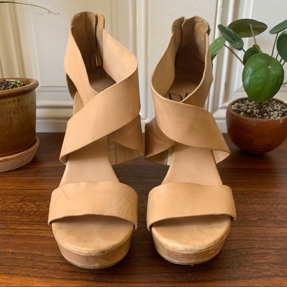 Diane Von Furstenburg Tan Opal Crisscross Wedge - Picture 5 of 10